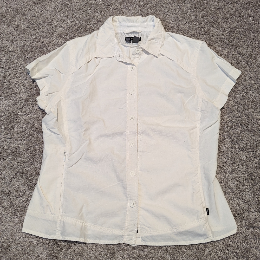 REI Button Up Shirt Size M